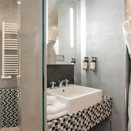 Hotel Bassano Parigi
